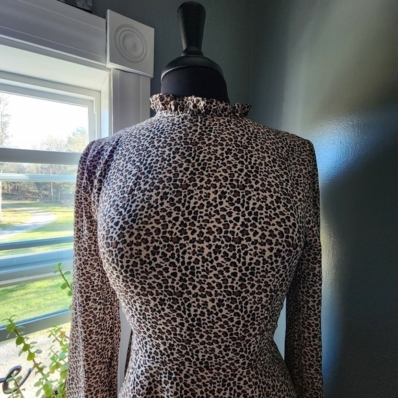 *NWT* ASOS Frill Neck Mini Leopard Print Dress - Picture 3 of 6